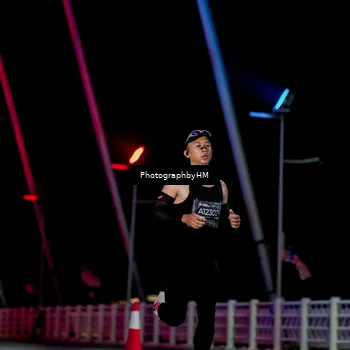 Runner Photo 6687935