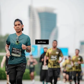 Runner Photo 6687955