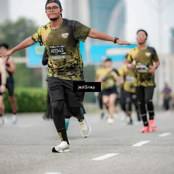 Runner Photo 6687964
