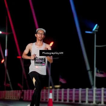Runner Photo 6687972
