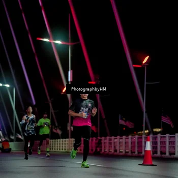Runner Photo 6687973