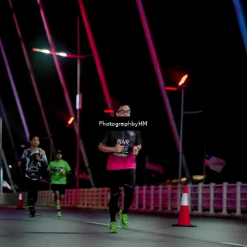 Runner Photo 6687980