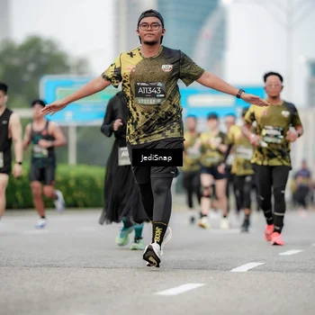 Runner Photo 6687987