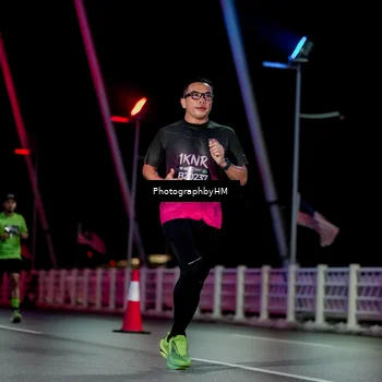 Runner Photo 6687993