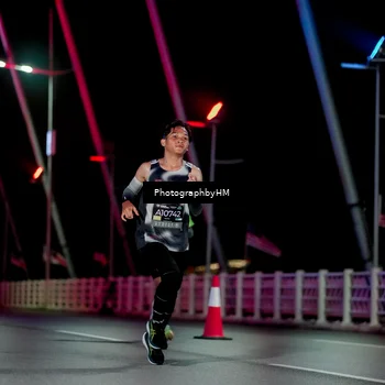 Runner Photo 6688001