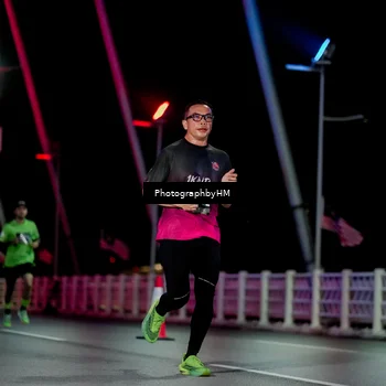 Runner Photo 6688003