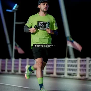 Runner Photo 6688025