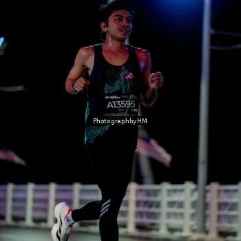Runner Photo 6688030