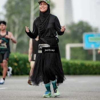 Runner Photo 6688032
