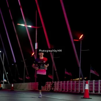 Runner Photo 6688036