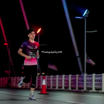 Runner Photo 6688048