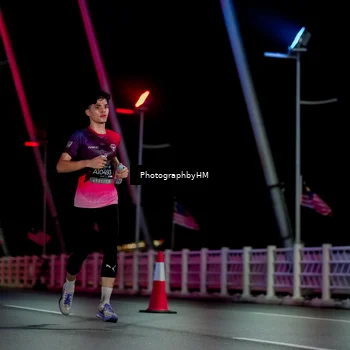 Runner Photo 6688049