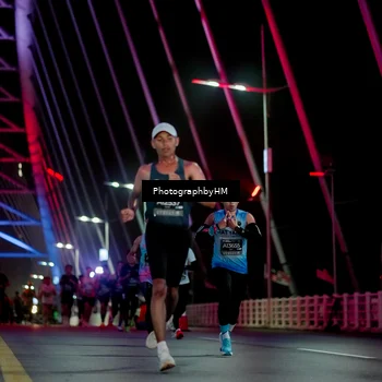 Runner Photo 6688051