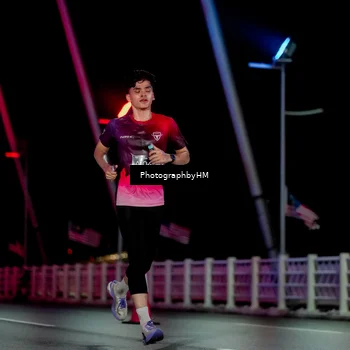 Runner Photo 6688052