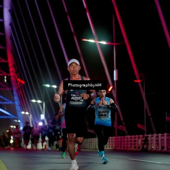 Runner Photo 6688054