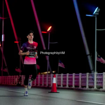 Runner Photo 6688057