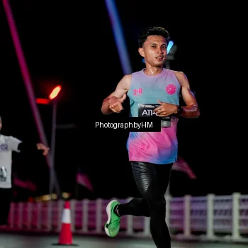 Runner Photo 6688072