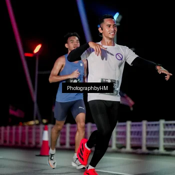 Runner Photo 6688077