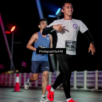 Runner Photo 6688078
