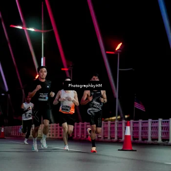 Runner Photo 6688083