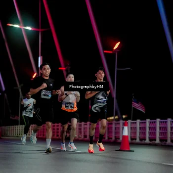 Runner Photo 6688087