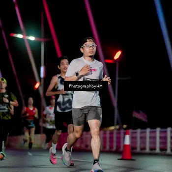 Runner Photo 6688095