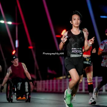 Runner Photo 6688112