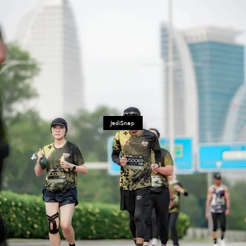 Runner Photo 6688118