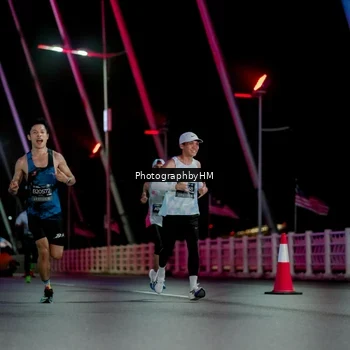 Runner Photo 6688132