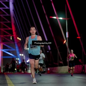 Runner Photo 6688143