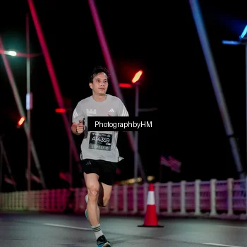 Runner Photo 6688170