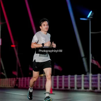 Runner Photo 6688172