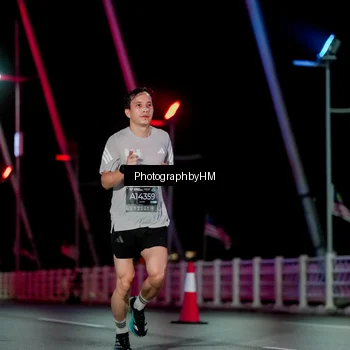 Runner Photo 6688173
