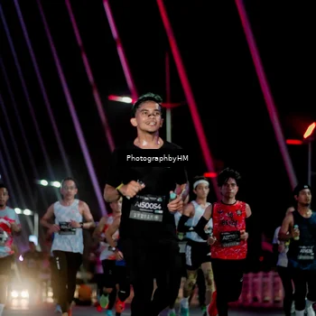 Runner Photo 6688215