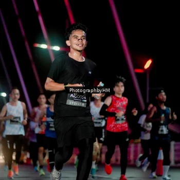 Runner Photo 6688221