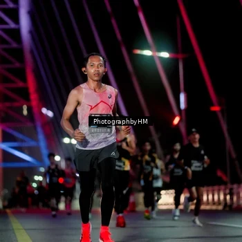 Runner Photo 6688230