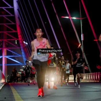 Runner Photo 6688231