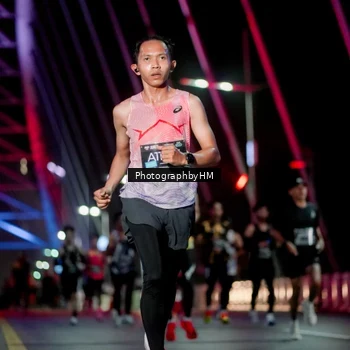 Runner Photo 6688236