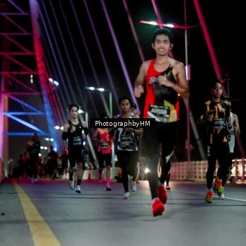 Runner Photo 6688244