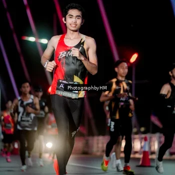 Runner Photo 6688246