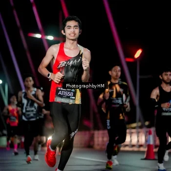 Runner Photo 6688247