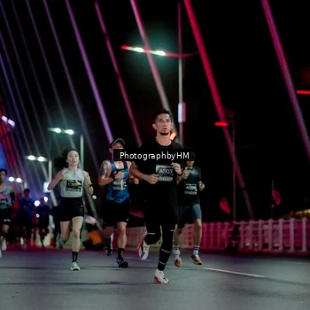 Runner Photo 6688275