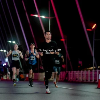 Runner Photo 6688277