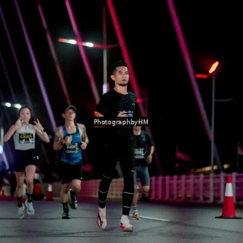 Runner Photo 6688279
