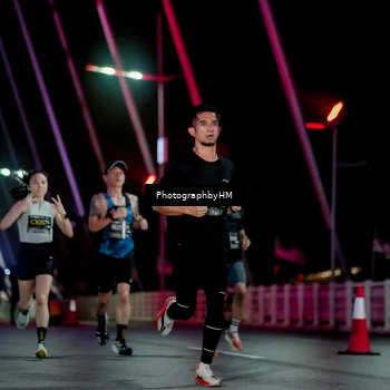 Runner Photo 6688281