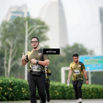 Runner Photo 6688295
