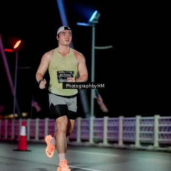 Runner Photo 6688349