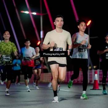 Runner Photo 6688357