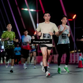 Runner Photo 6688359