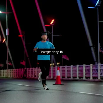 Runner Photo 6688379